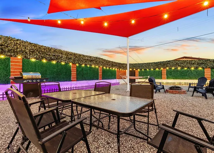 Retreat - 2 Bedroom With King-size Bed - 3 Smart Tvs - 10 Min From Airp - Unit A * Phoenix